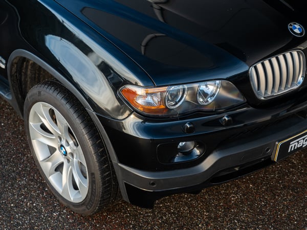 BMW E53 X5 4.8is - 2005