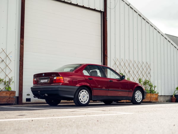 BMW E36 316i Executive - 1995