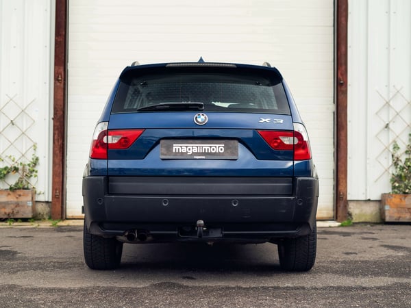 BMW X3 2.5i Executive - 2005