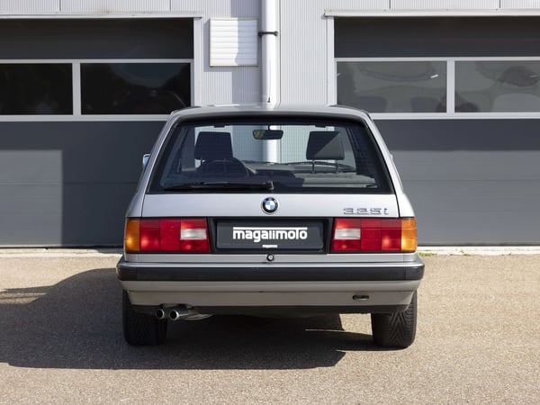 BMW E30 325i Touring - 1988