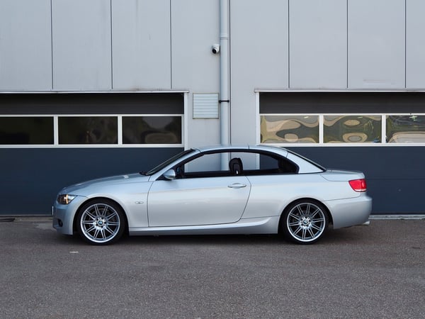 BMW E93 325i Cabrio M-Sport - 2008