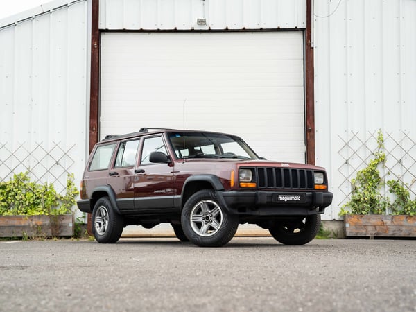 Jeep Cherokee XJ 4.0i Classic - 2000