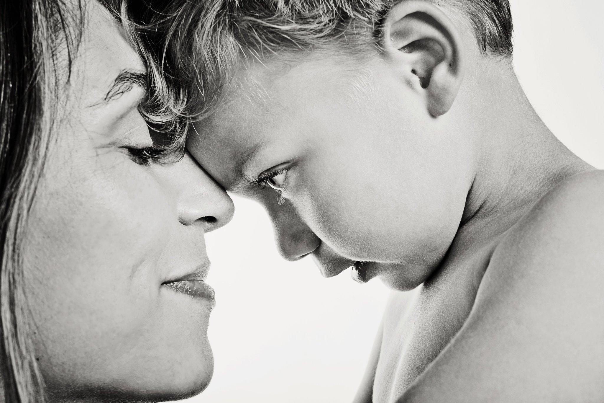 Mother and child forehead to forehead