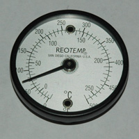 Surface Thermometer, Dual Magnetic Mounts, 0-500F Degrees, -20 - 260C - Image 1