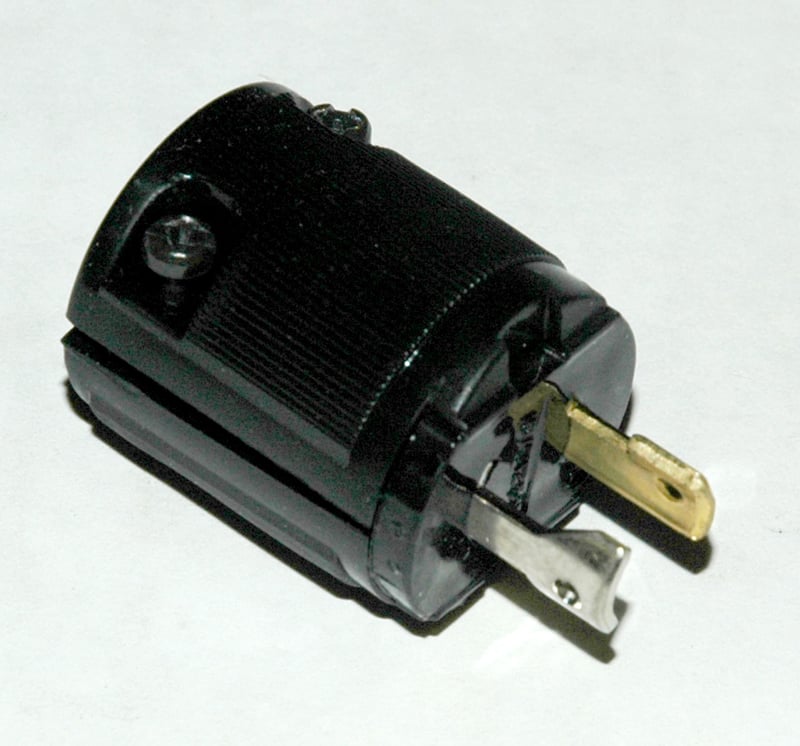 Hubbell Midget Twist Lock Plug, Current Rating 15 Amps, Voltage Rating 125 Volts