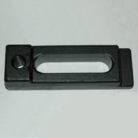 Mold Clamp MAXX, Forged FC8, Closed Toe for Mold Flange 29/32", 2" Wide, 7" Long - Image 1