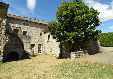 A vendre propriété sur Salignac