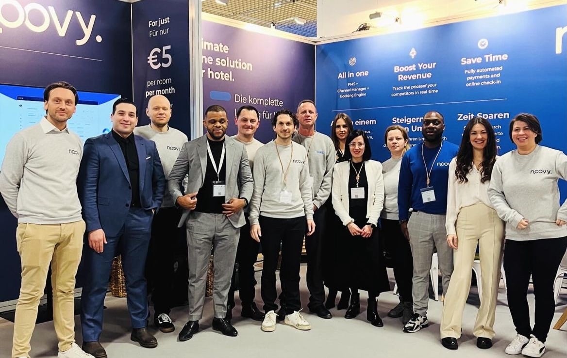 A team of professionals from Noovy
