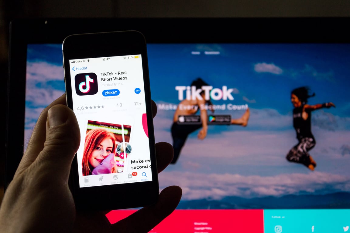 Creative TikTok content ideas for hotels to engage a younger audience and highlight unique features