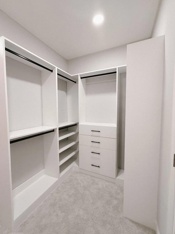 Custom closet showcase