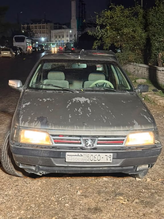 بيجو 405 ممشى 130 الف