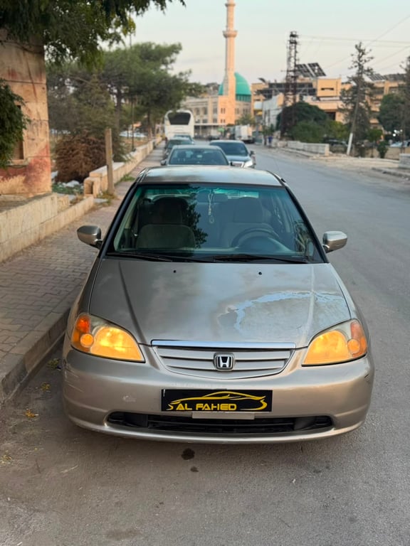 هوندا سيفيك خالية العلام