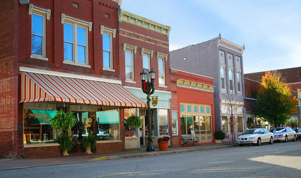 Strolling Through Time on 4th Street: Discovering the Charm of Huntingburg, Indiana