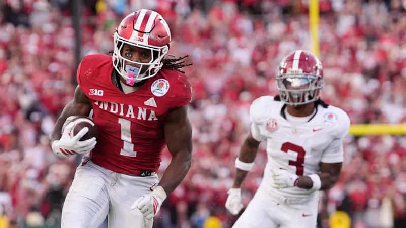 Indiana Crushes Alabama 38-3 in Historic Rose Bowl Win