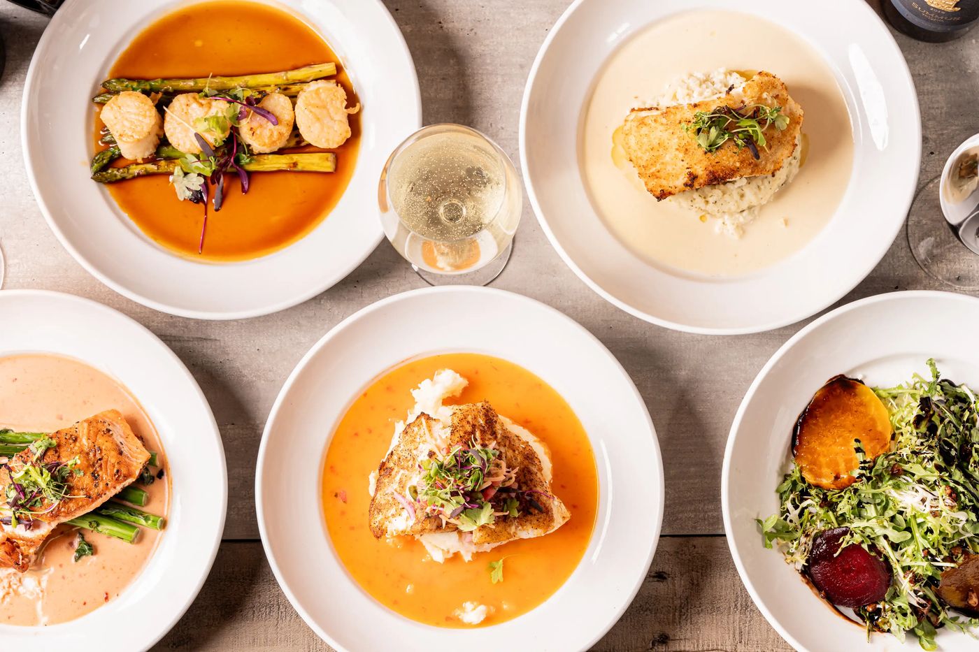 Salt Dining: Indianapolis' Hidden Gem for Fresh Seafood and Coastal Vibes