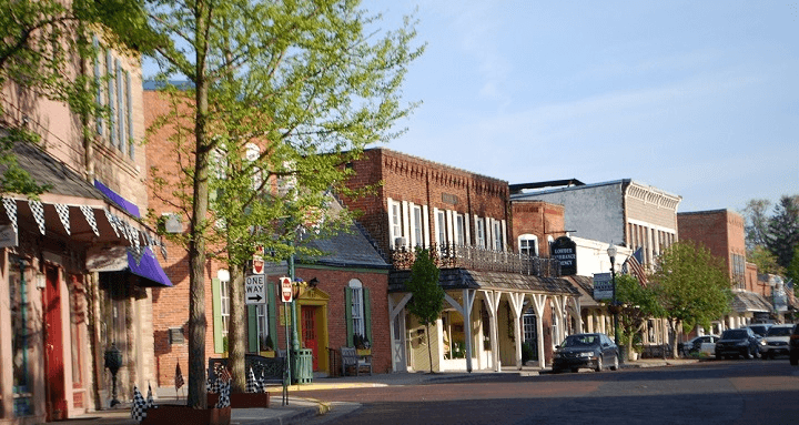 Navigating New Construction in Zionsville: What 2025 Buyers Should Know