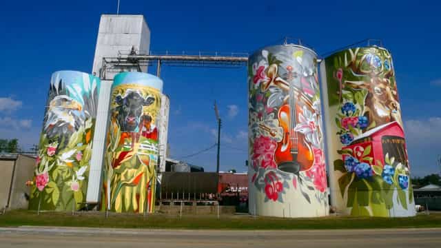 Small Town Breakdown: Exploring the Charm of Greencastle, Indiana