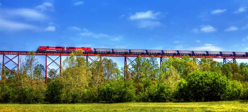 Size Matters in This Indiana Small Town: Bloomfield 🚂🌉 cover, Get Indiana