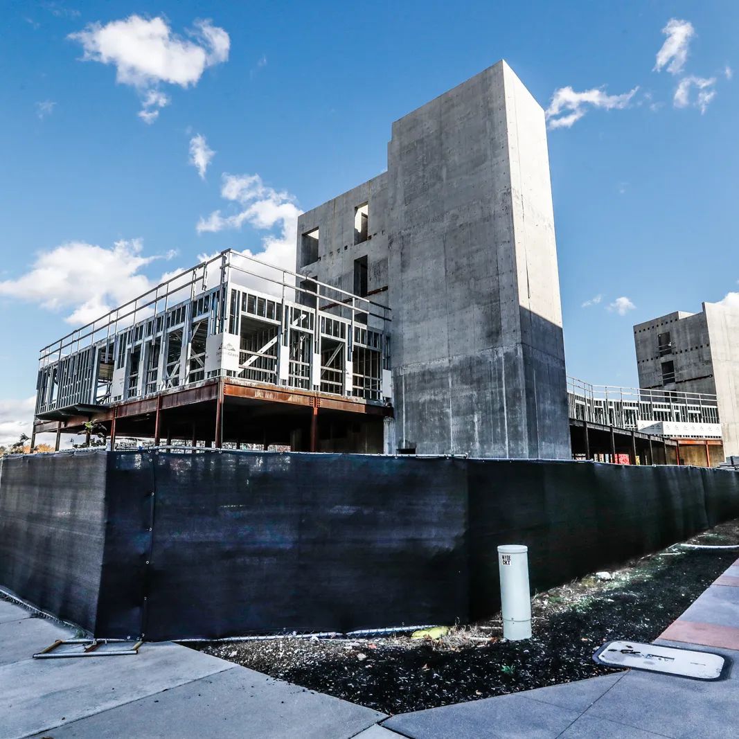 What’s Going on with the Wilshaw Hotel Across from Indianapolis Motor Speedway?