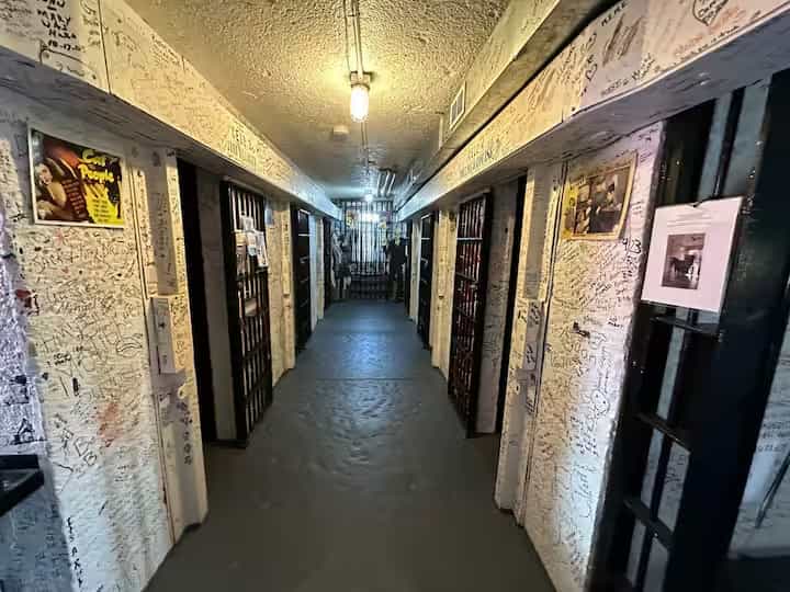 💤Sleep in an Old... Jail? No Crime Necessary! cover, Get Indiana
