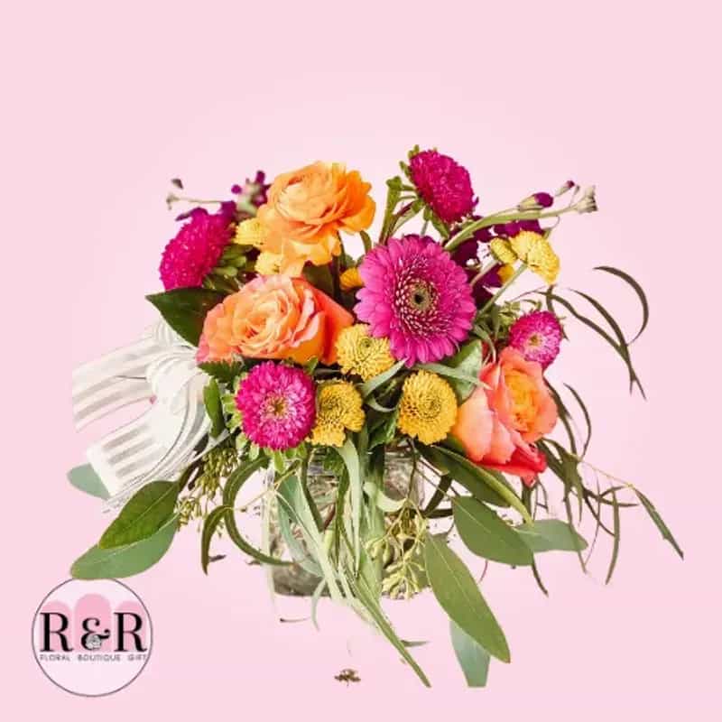 Rhinestones and Roses: A Boutique & Floral Gem in North Manchester and Fort Wayne