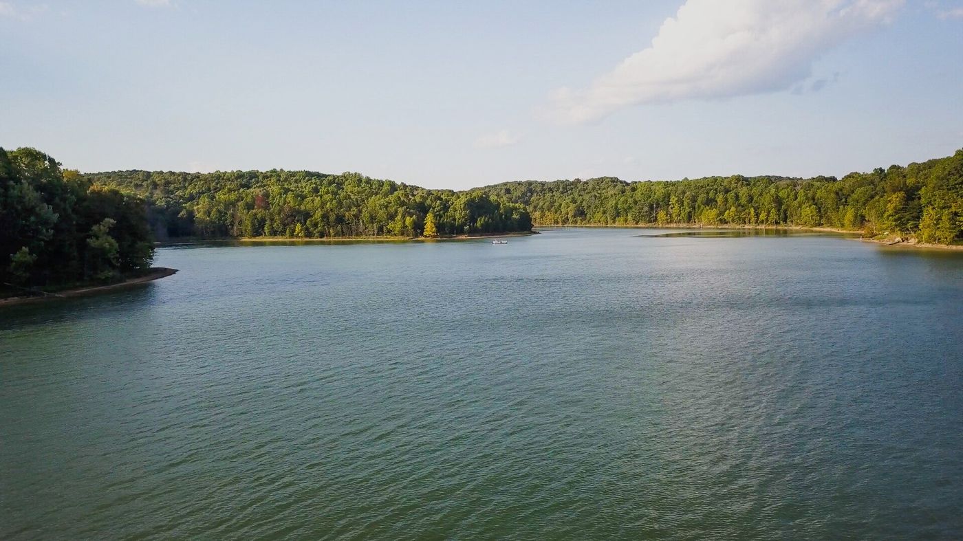 Don’t Miss These Stunning Indiana Lakes for Summer