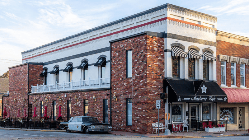 What's on the Menu? Hotboys, Mayberry Café and Two Clayton Anderson Bar-and-Grills 🍗🤤 cover, Get Indiana