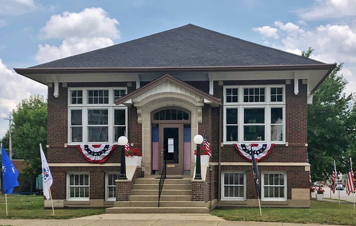 Southeastern Indiana Veterans Museum, from Get Indiana: 🏆Hoosier Natty + the Winter Gem Veal's Ice Tree