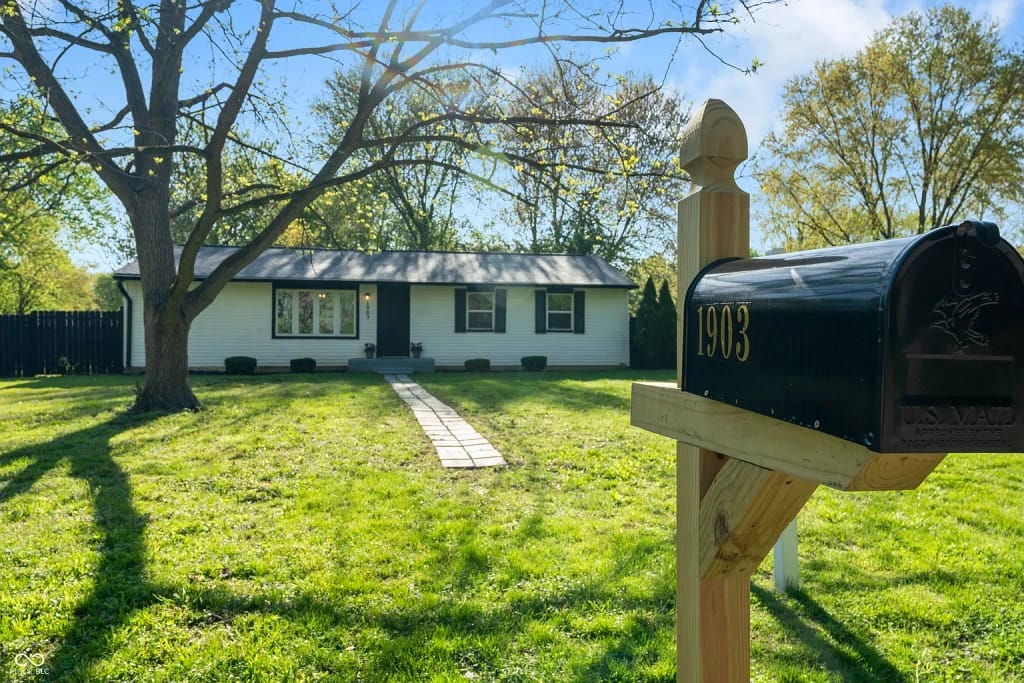 Move Up Buyer | Near Mass Ave & Bottleworks in Indianapolis | $349,000