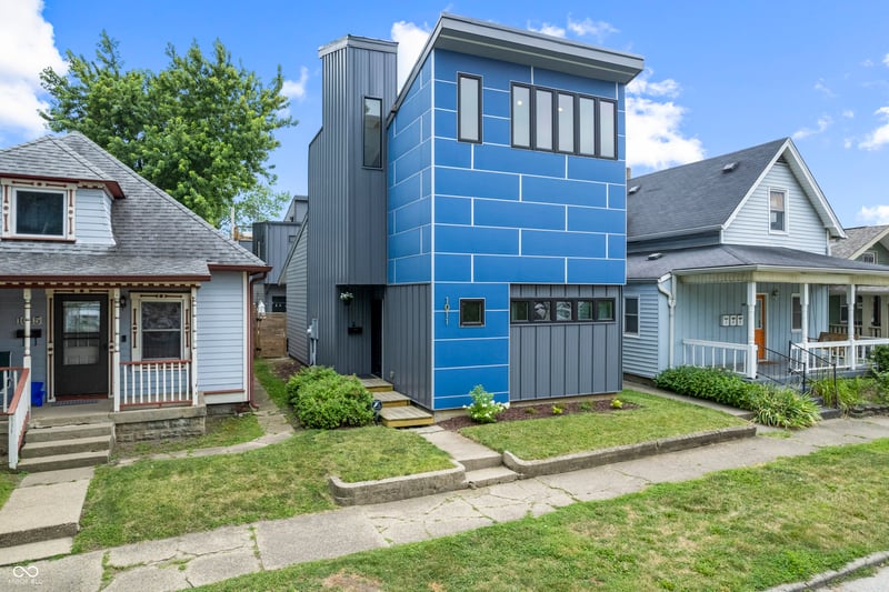 1011 Sanders Street property photo 2
