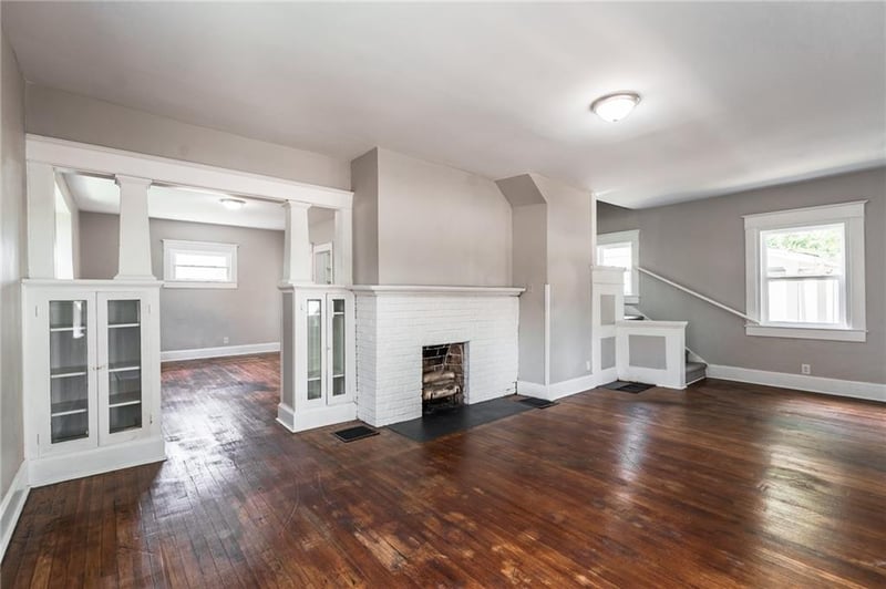 102 S Bradley Avenue, Indianapolis, IN 46201 property photo 2