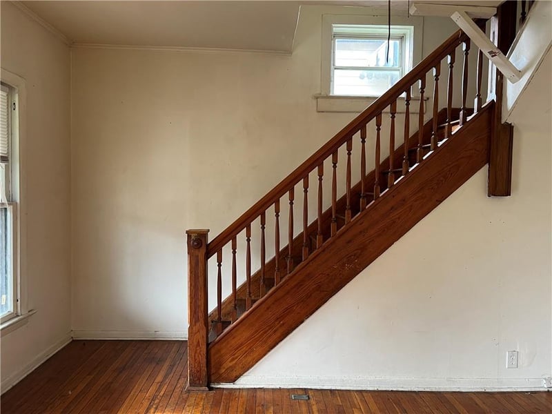 109 S Traub Avenue property photo 4