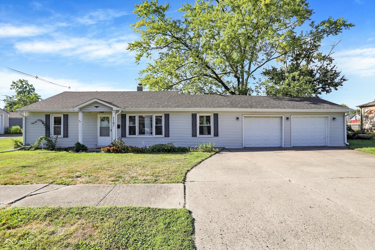 1107 W Royal Street in Lebanon