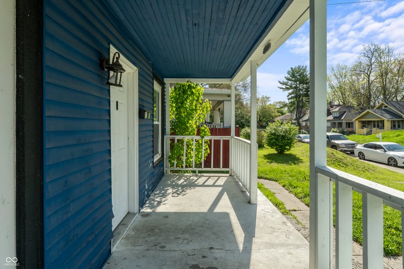 1130 W Congress Avenue property photo 4