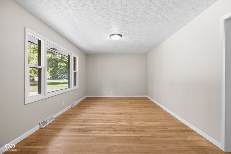 121 Buisdale Drive, Indianapolis, IN 46214 property photo 4