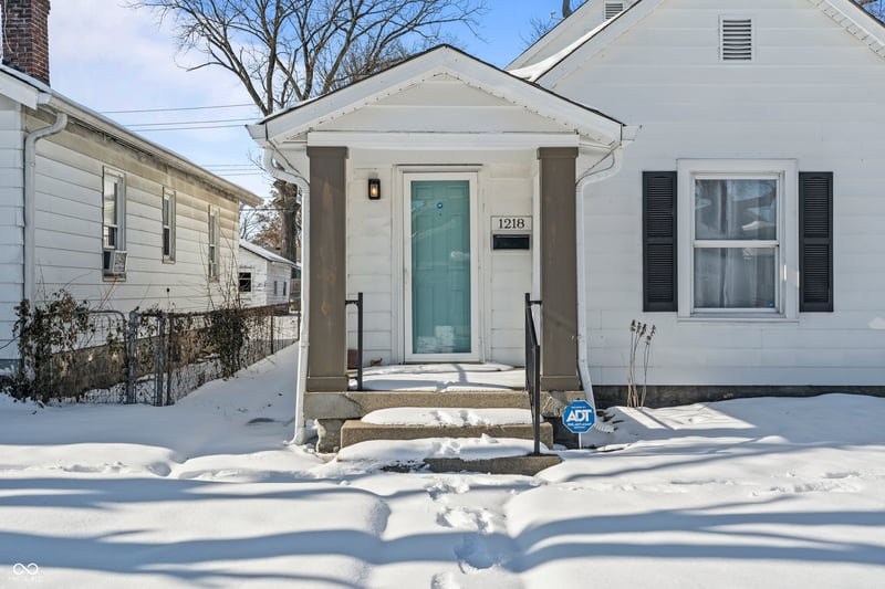 1218 N Grant Avenue, Indianapolis, IN 46201 property photo 2
