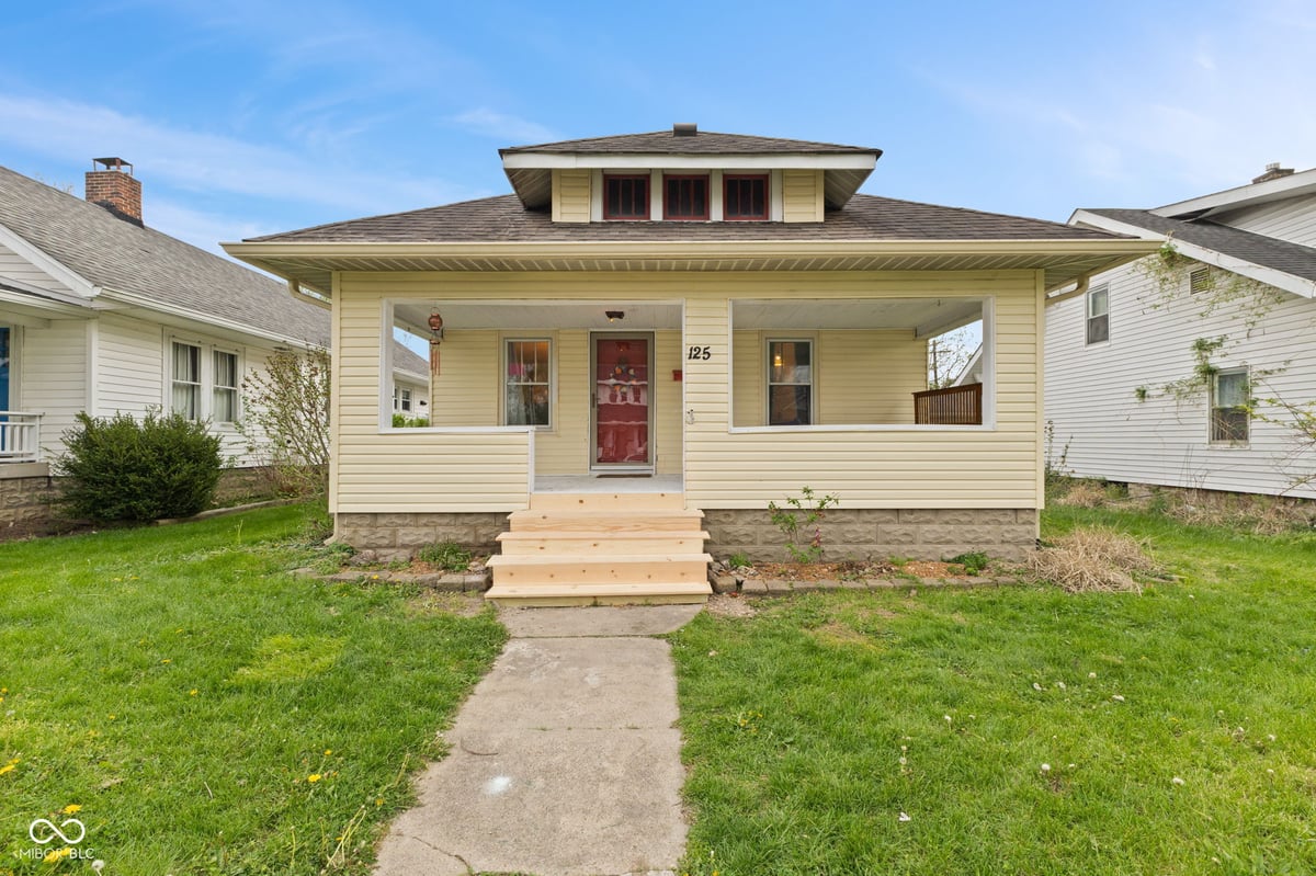 125 W Harrison Street in Mooresville