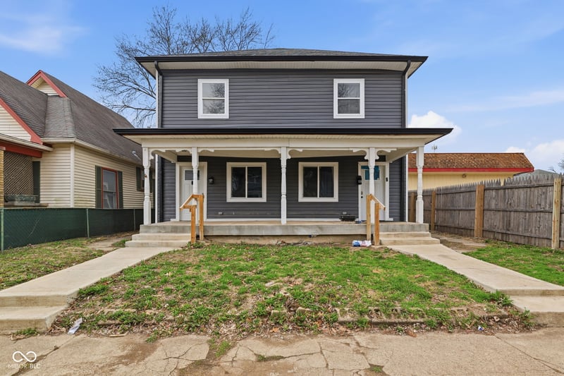 126-128 N Colorado Avenue property photo 1