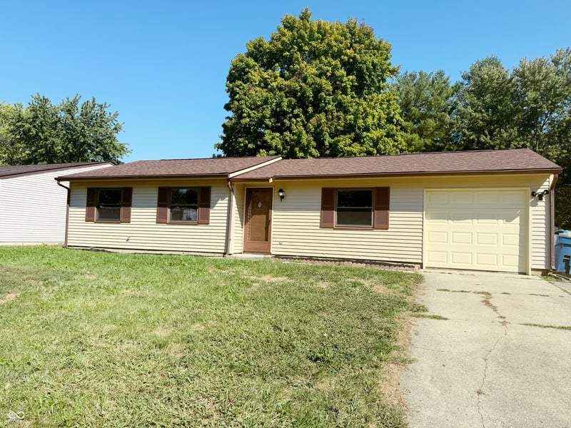 1353 New Field Lane, Indianapolis, IN 46231 property photo 1