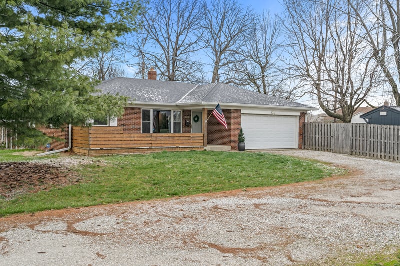 1401 Lesley Avenue, Indianapolis, IN 46219 property photo 2