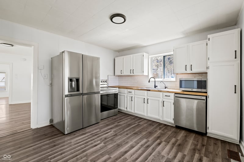 1430 St Paul Street property photo 4
