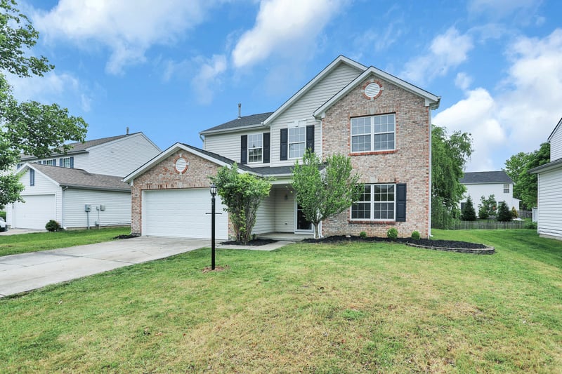 14399 Harrison Parkway, Fishers, IN 46038 property photo 2