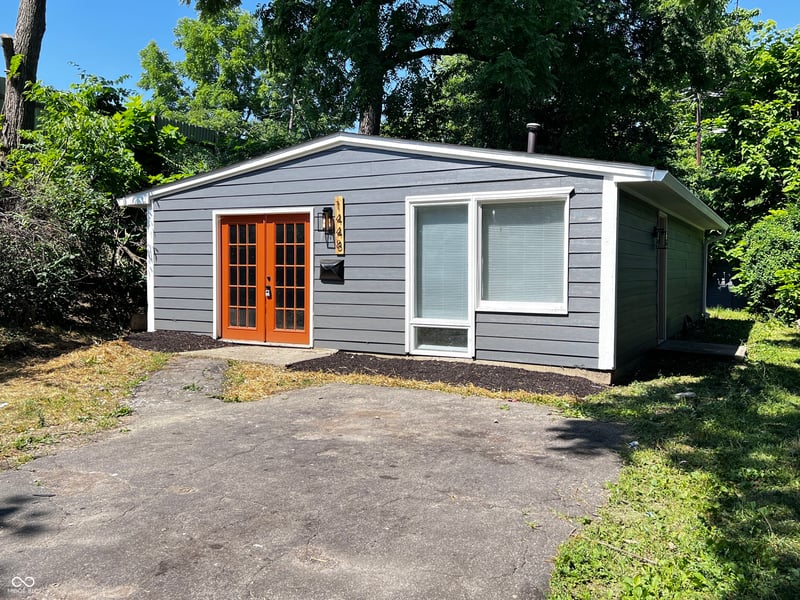 1448 Saint Peter Street property photo 2