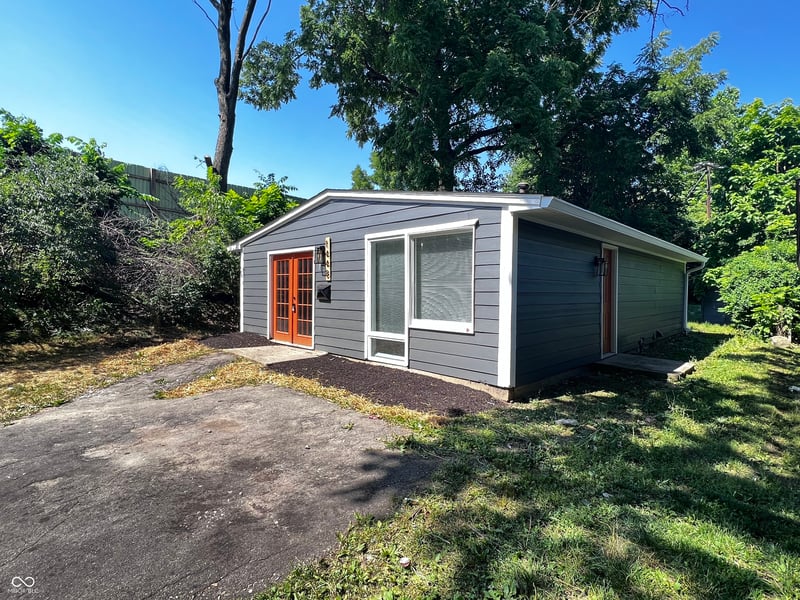 1448 Saint Peter Street property photo 3