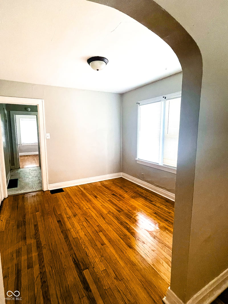 1464 N Chester Avenue, Indianapolis, IN 46201 property photo 3