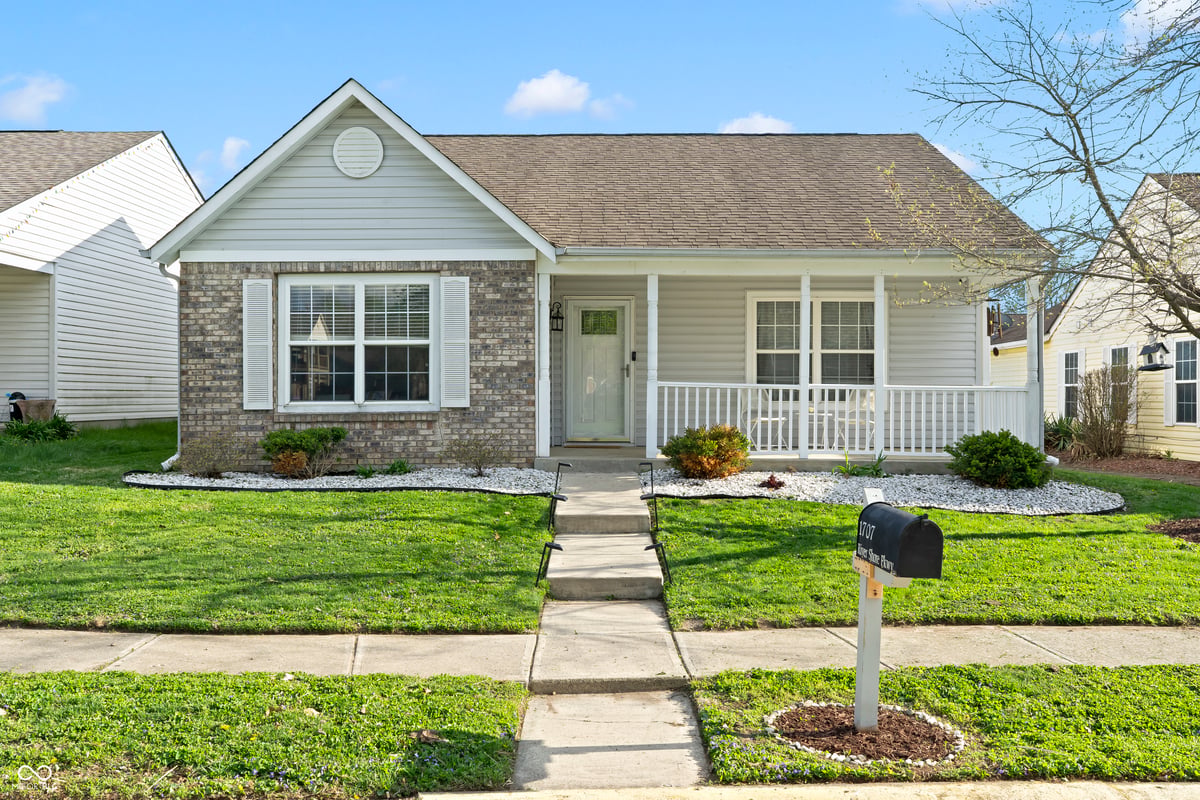 1707 River Shore Parkway in Indianapolis