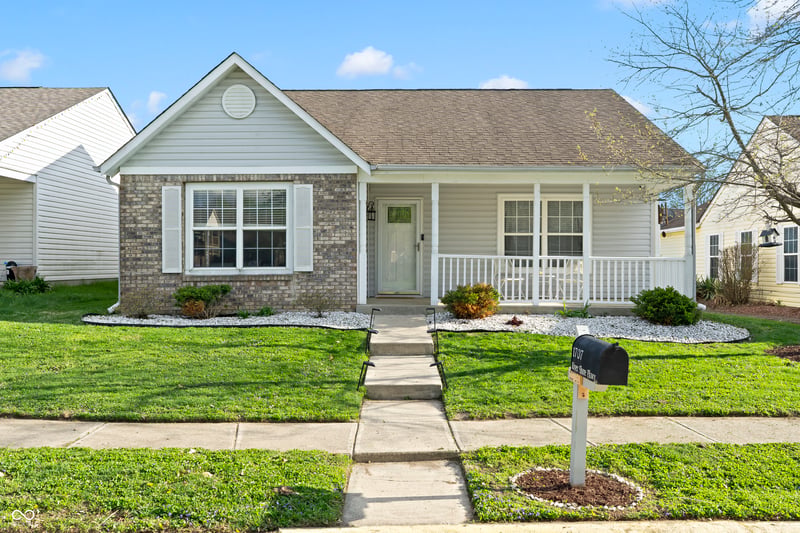 1707 River Shore Parkway property photo 1