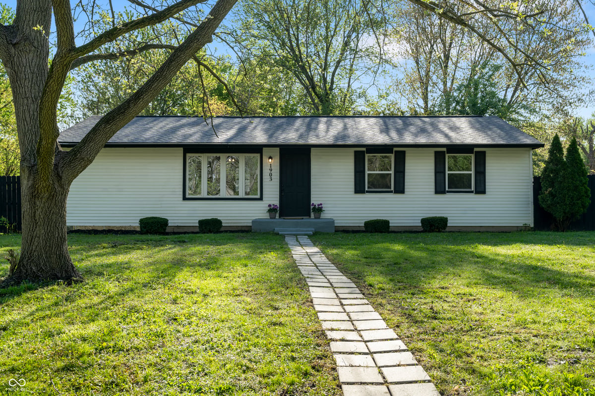 1903 Danbury Drive in Indianapolis
