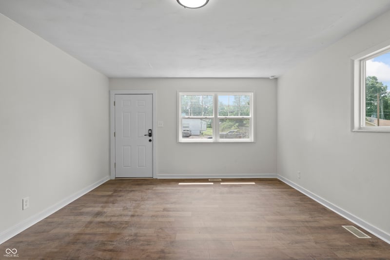 1948 Bloyd Avenue, Indianapolis, IN 46218 property photo 3