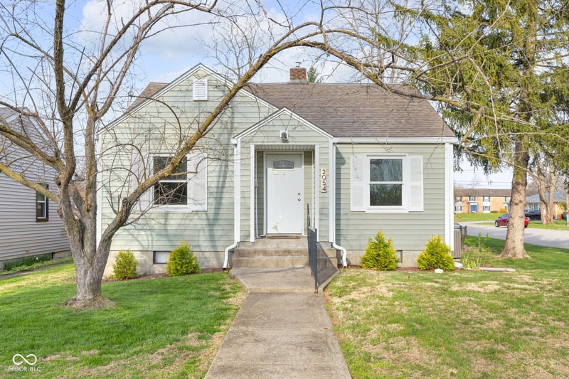 2054 Gerrard Avenue, Speedway, IN 46224 property photo 1